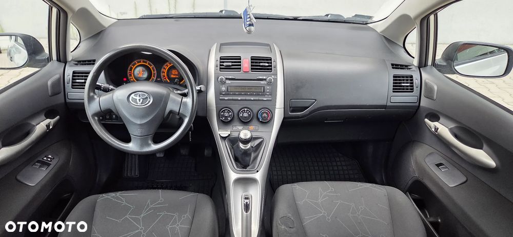 Toyota Auris 1.33 VVT-i Life - 16