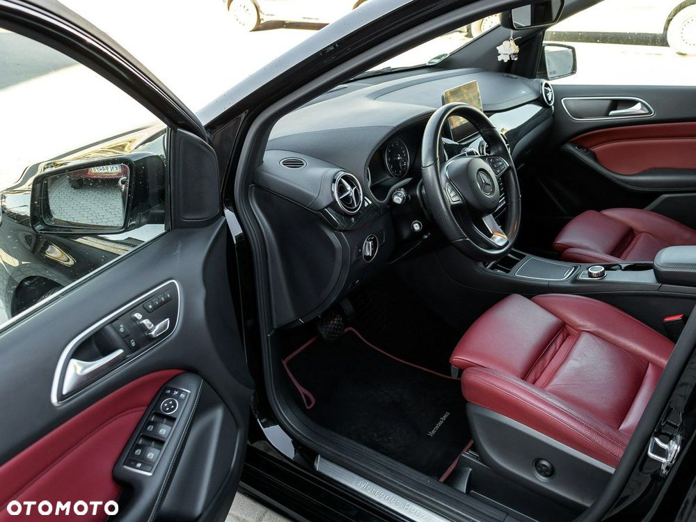 Mercedes-Benz Klasa B 180 (BlueEFFICIENCY) 7G-DCT - 11