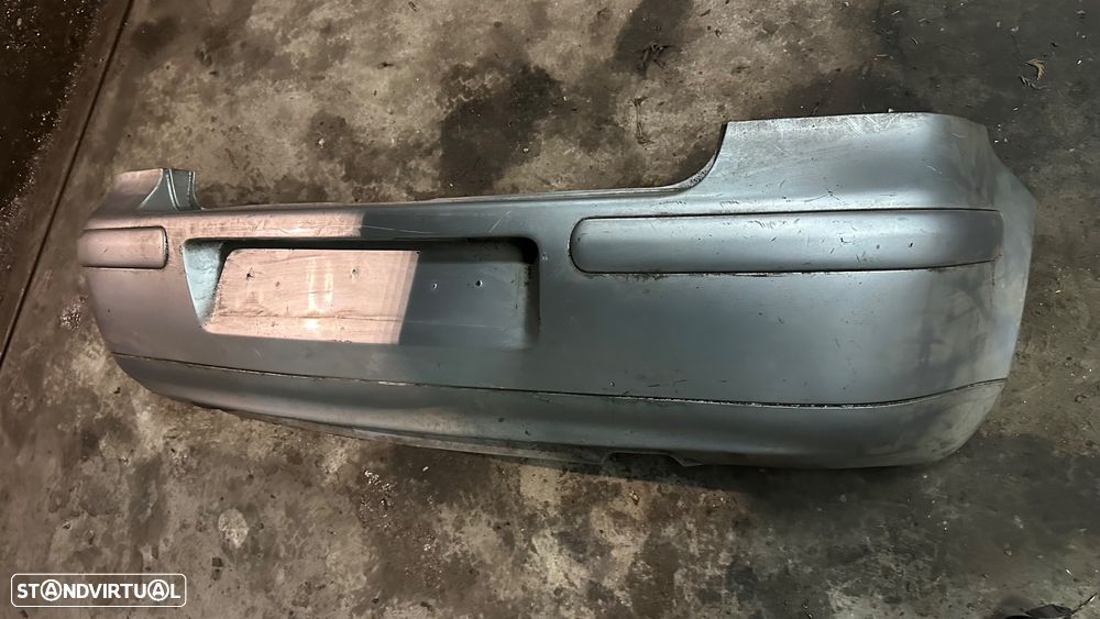 Parachoque Golf 4 - 2