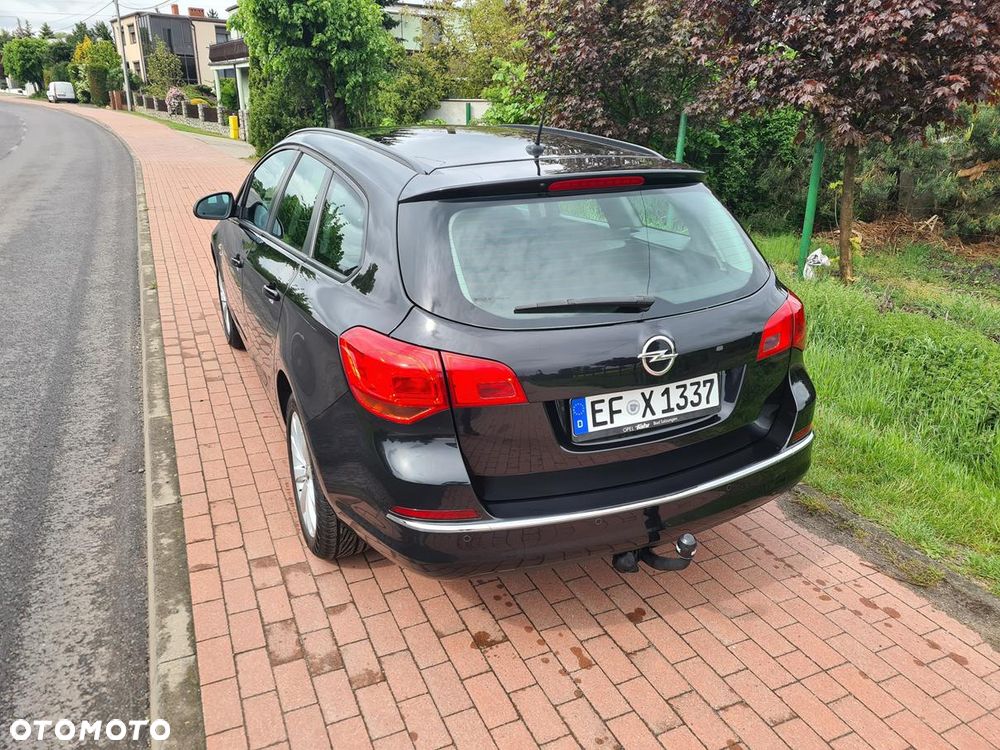 Opel Astra 1.4 Turbo - 9