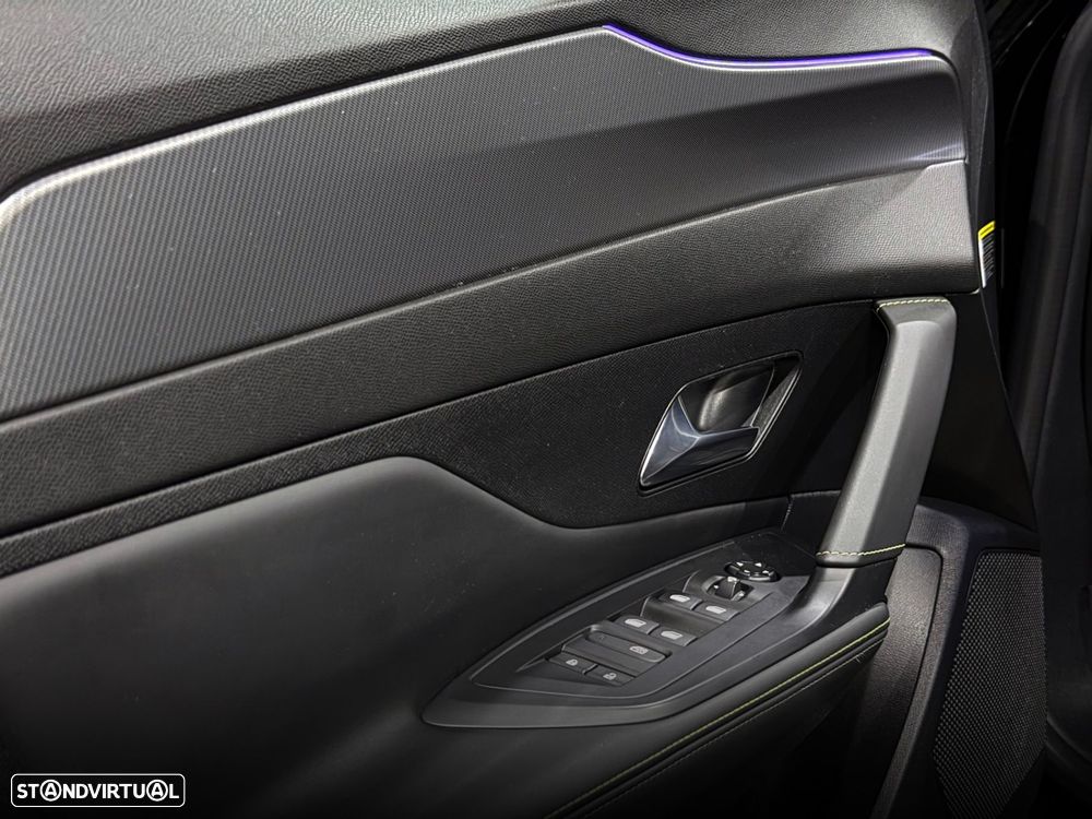 Peugeot 408 1.2 PureTech GT EAT8 - 15