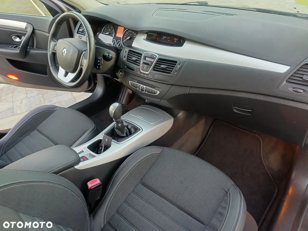 Renault Laguna - 11