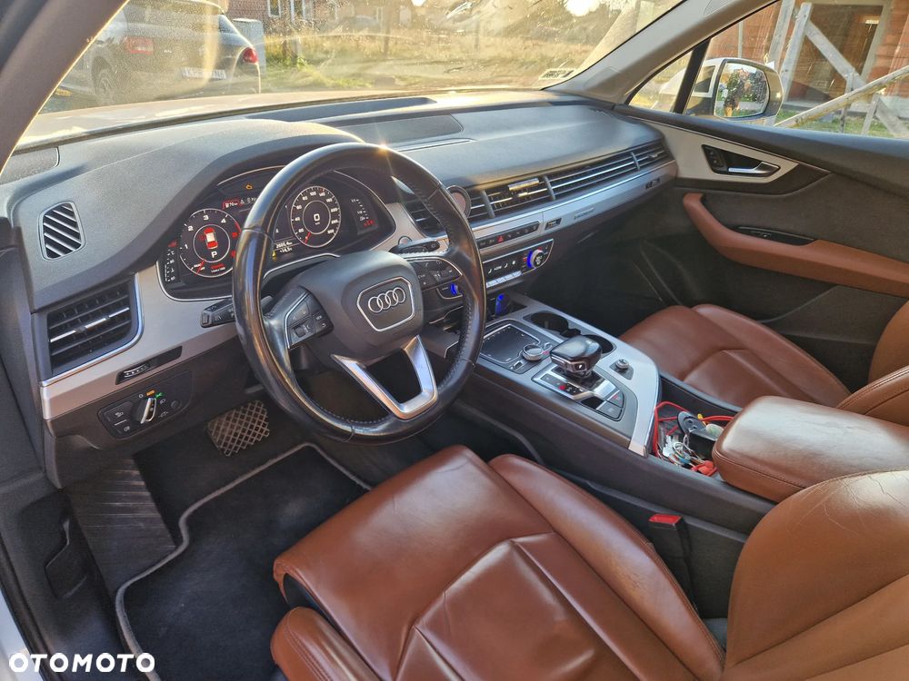 Audi Q7 - 37