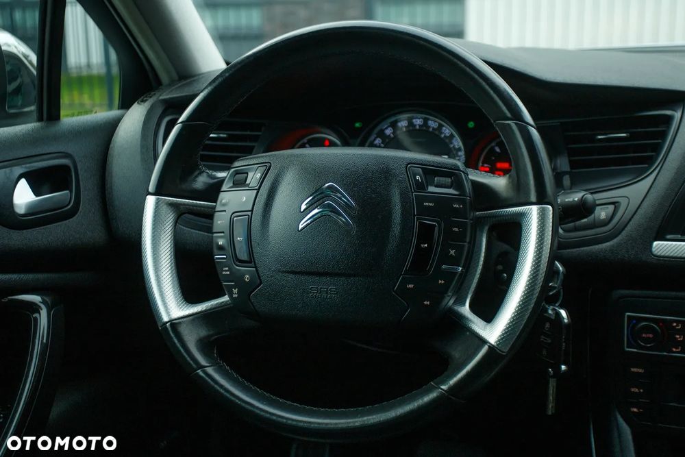 Citroën C5 BlueHDi 180 S&S EAT6 Cross - 13