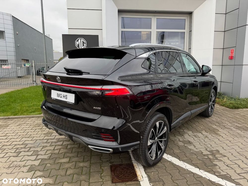 MG HS - 7