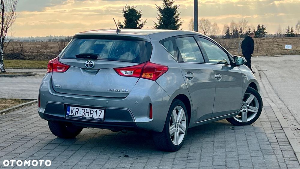 Toyota Auris - 11