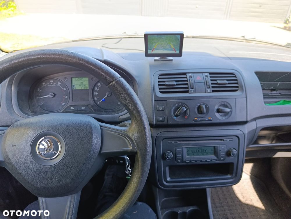 Škoda PRAKTIK - 16