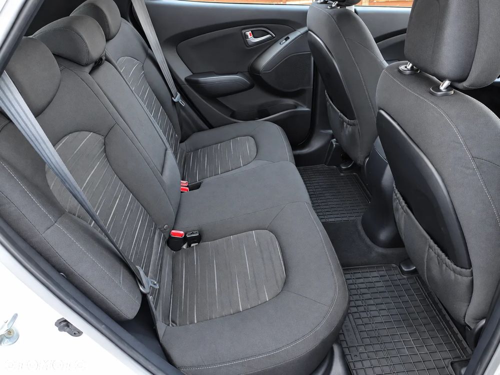 Hyundai ix35 1.6 2WD Fifa World Cup Edition - 20