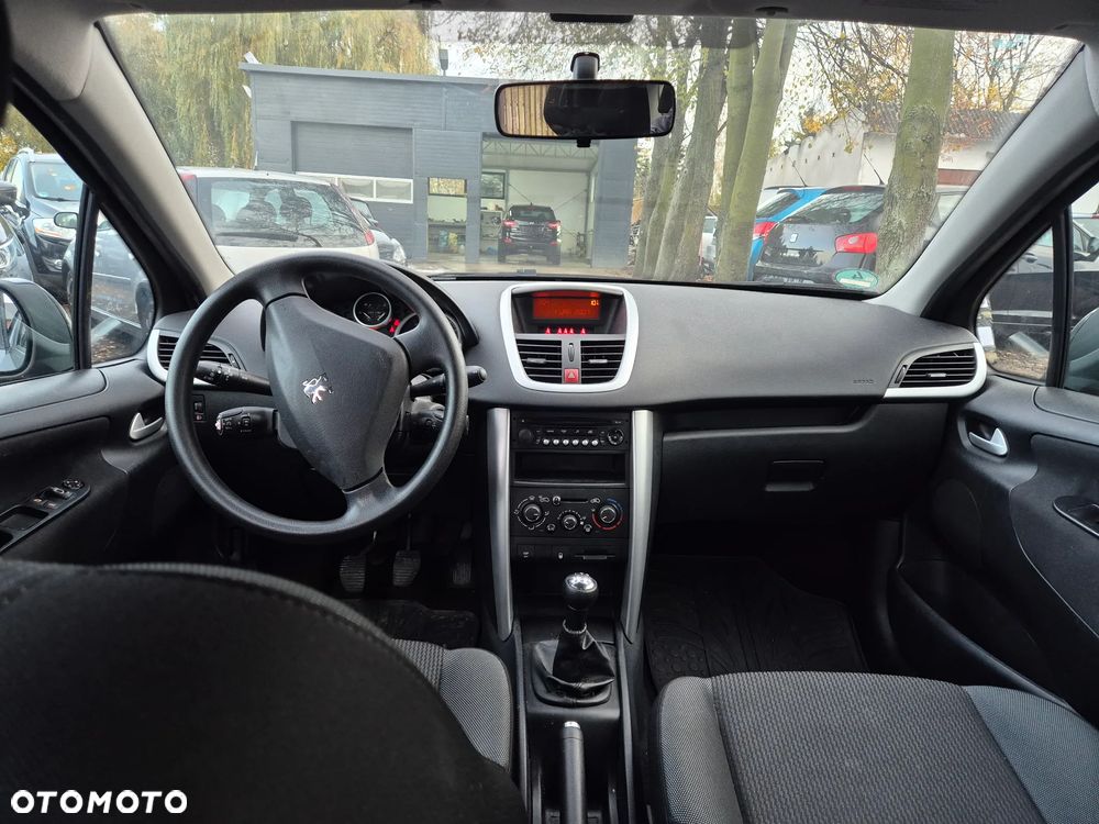 Peugeot 207 75 Tendance - 12