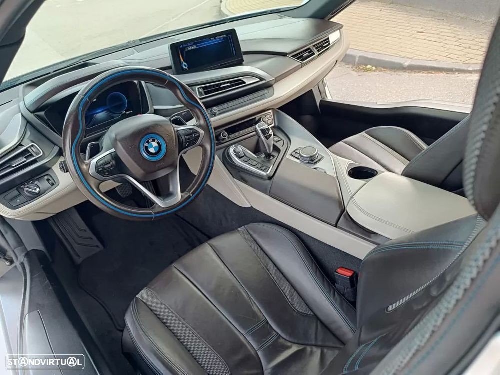 BMW i8 Standard - 25