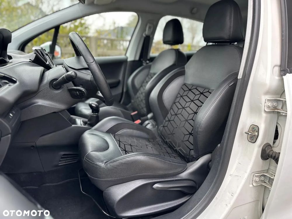 Peugeot 208 e-HDi FAP 92 Stop&Start Allure - 7