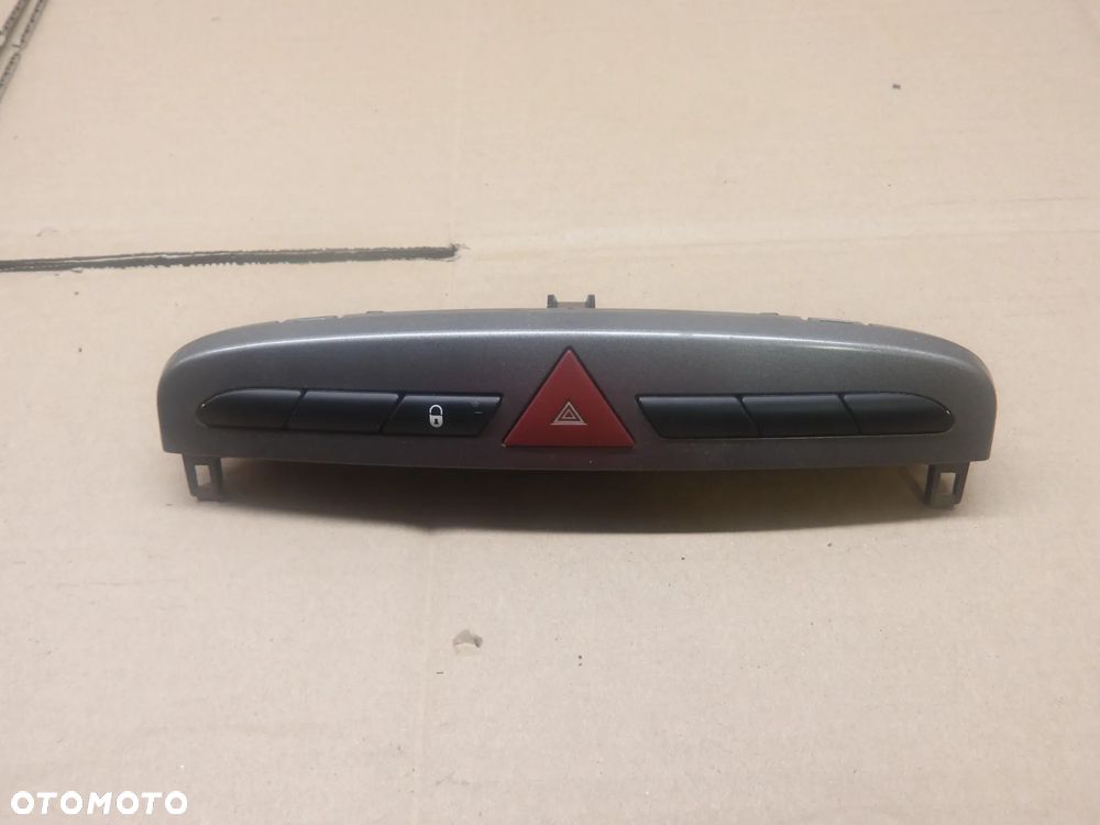 PEUGEOT 308 SW 1.6B 07-14 PANEL PRZYCISK ŚWIATEŁ AWARYJNYCH 9659417177