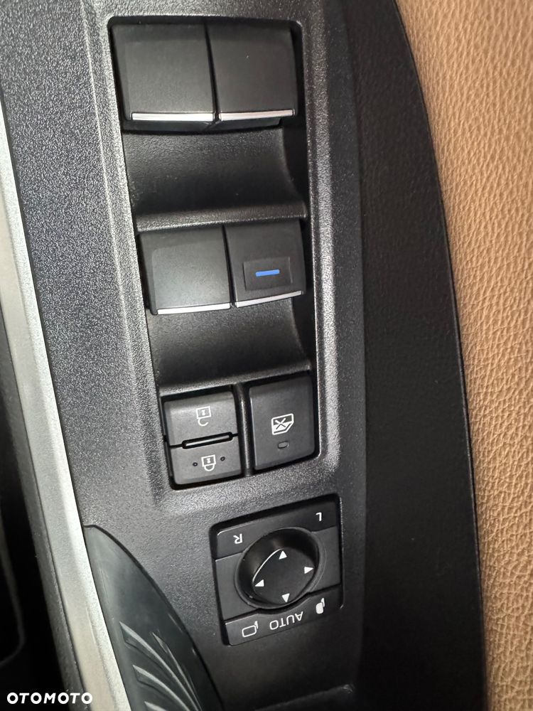 Toyota RAV4 2.5 Hybrid Executive 4x4 - 29