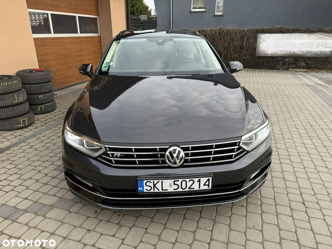 Volkswagen Passat Variant 1.6 TDI SCR DSG Comfortline - 2