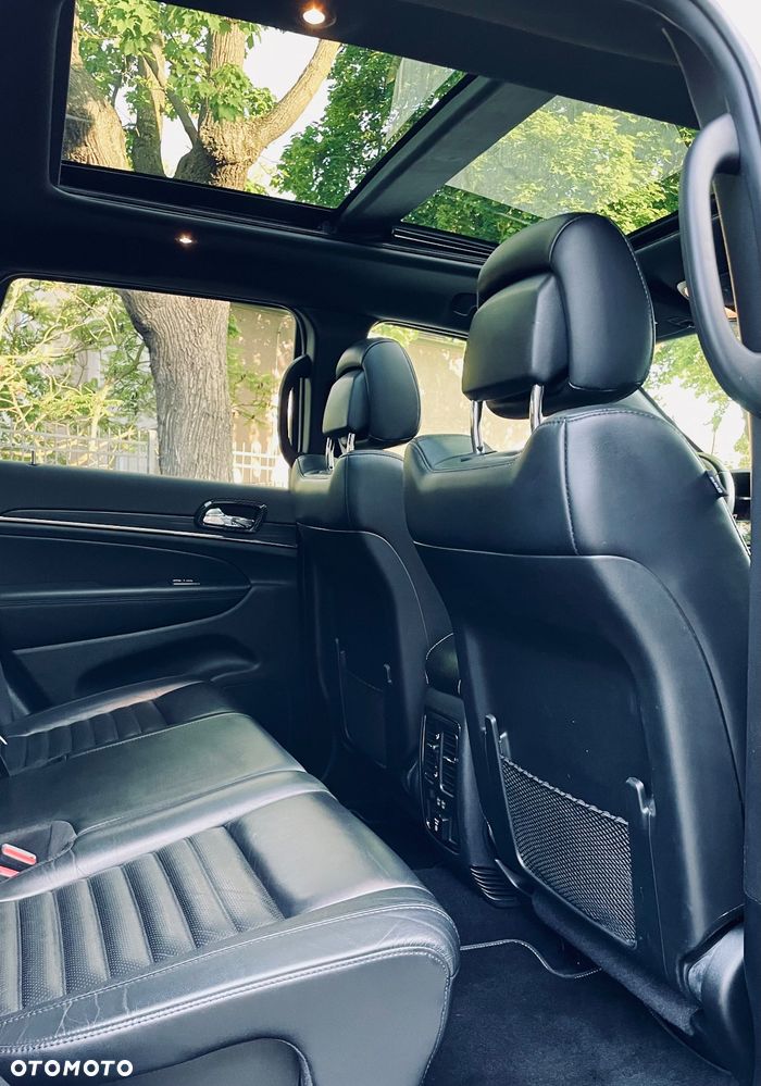 Jeep Grand Cherokee - 9