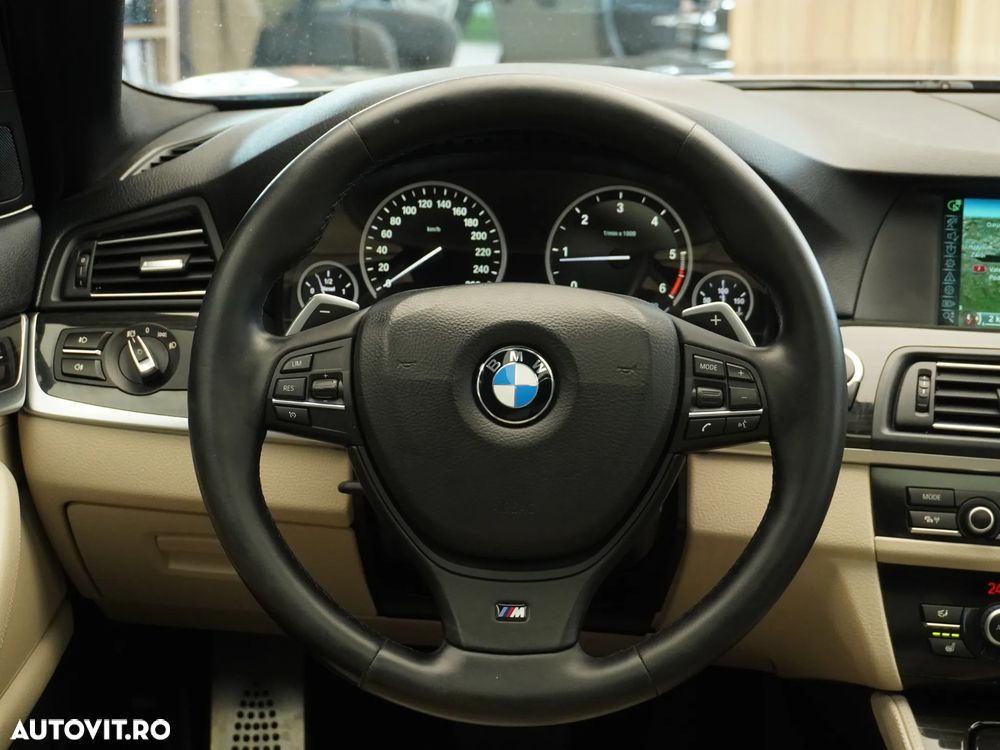 BMW Seria 5 520d Sport-Aut. - 39