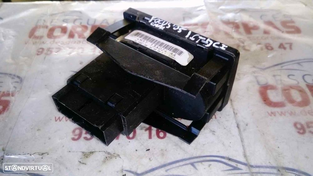 COMANDO LUZES FORD C-MAX 2004 -4M5T13A024AA - 3