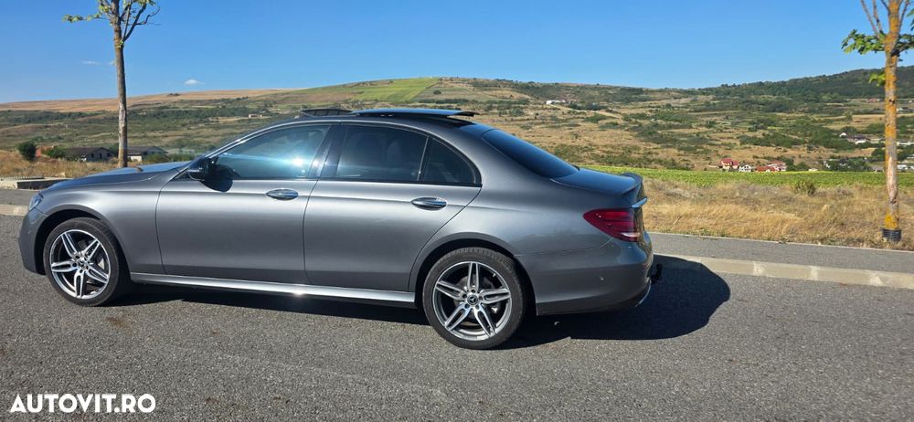 Mercedes-Benz E 220 d 4Matic 9G-TRONIC AMG Line - 4