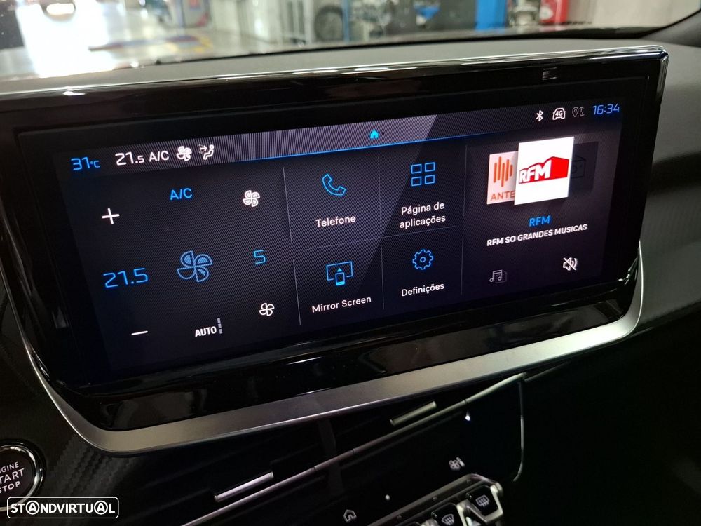 Peugeot e-2008 54 kWh Allure - 22