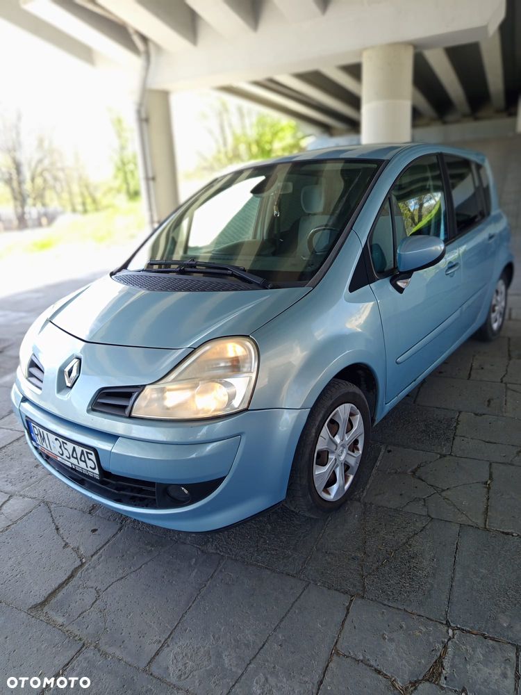 Renault Modus - 1