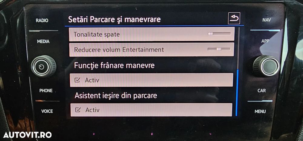 Volkswagen Passat 2.0 TDI SCR DSG Business - 20