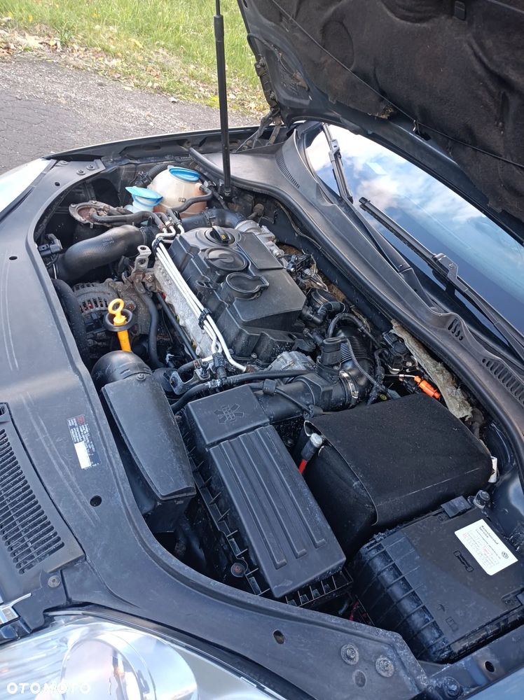 Volkswagen Jetta 1.9 TDI Comfortline - 5