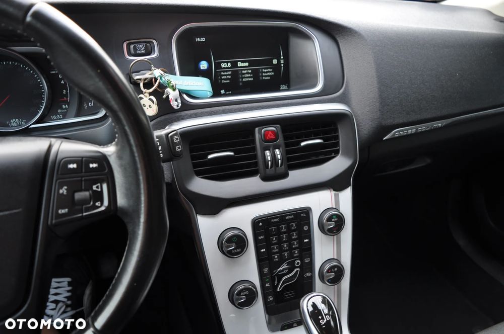 Volvo V40 - 33