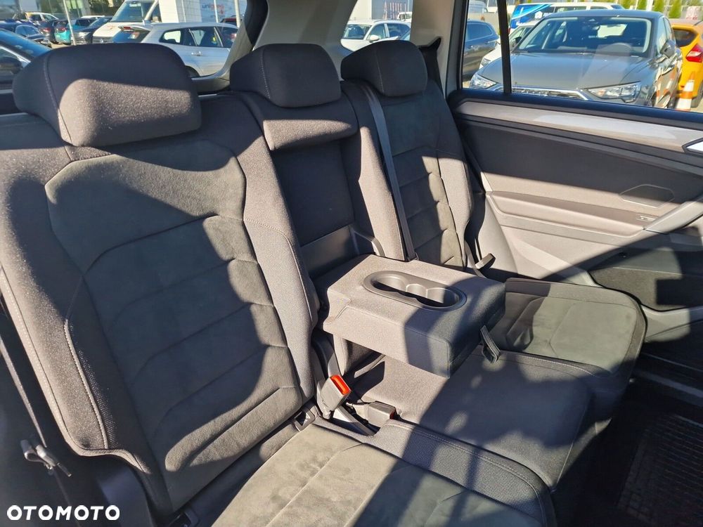 Volkswagen Tiguan Allspace 2.0 TSI 4Mot Comfortline DSG - 24