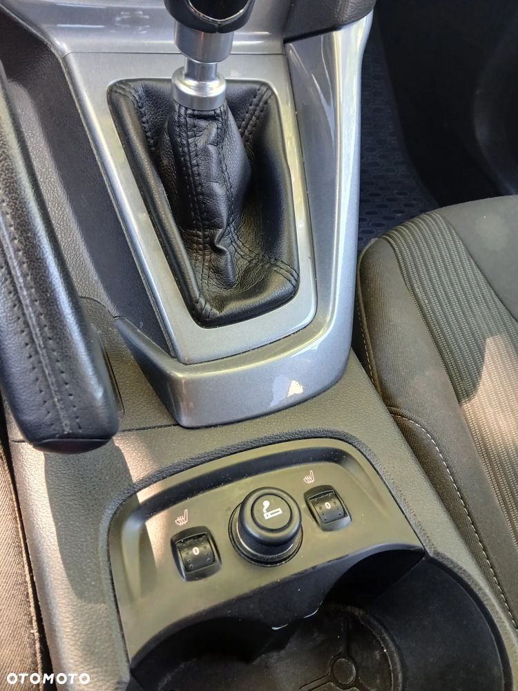Ford Focus - 19