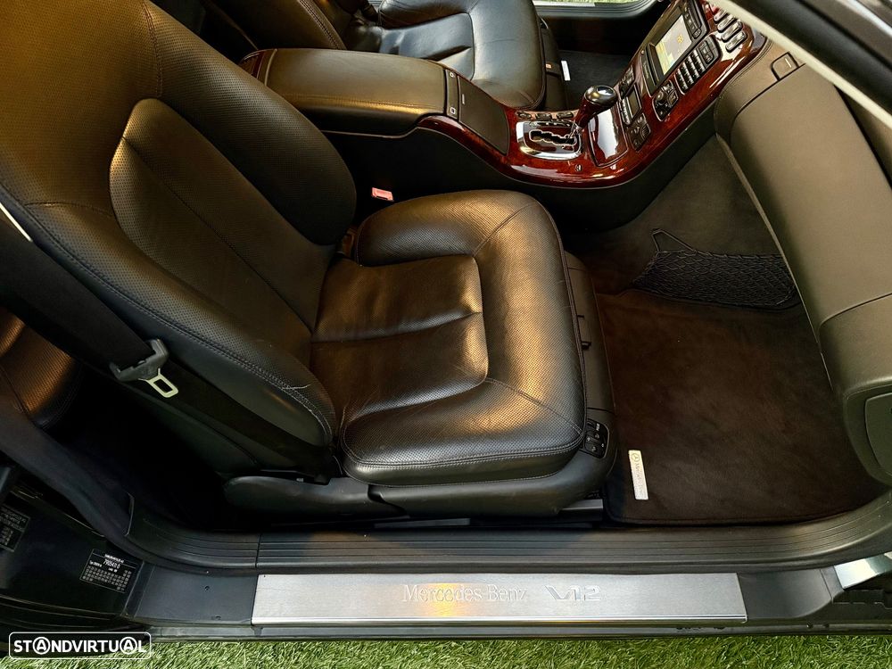 Mercedes-Benz CL 600 Coupé - 35