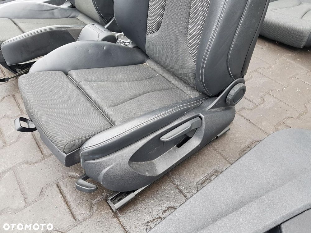 AUDI A3 8V 13-16r S-LINE HB FOTELE PÓŁSKÓRY KANAPA 3D - 9