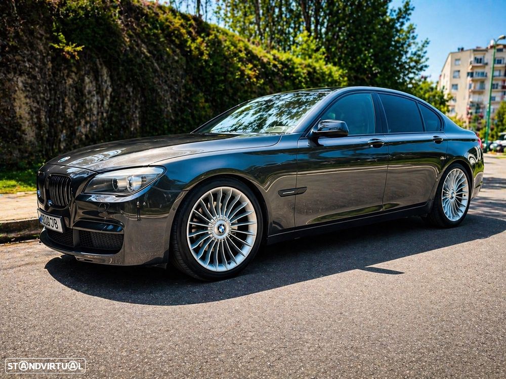 BMW 740 d Pack M - 1