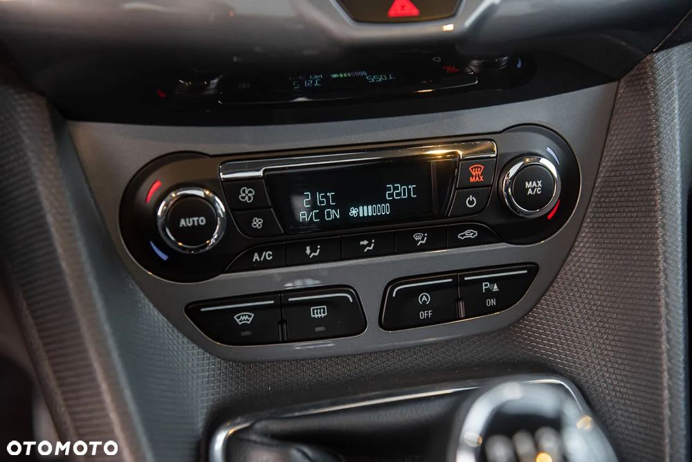 Ford Tourneo Connect 1.0 EcoBoost Start-Stop Titanium - 28