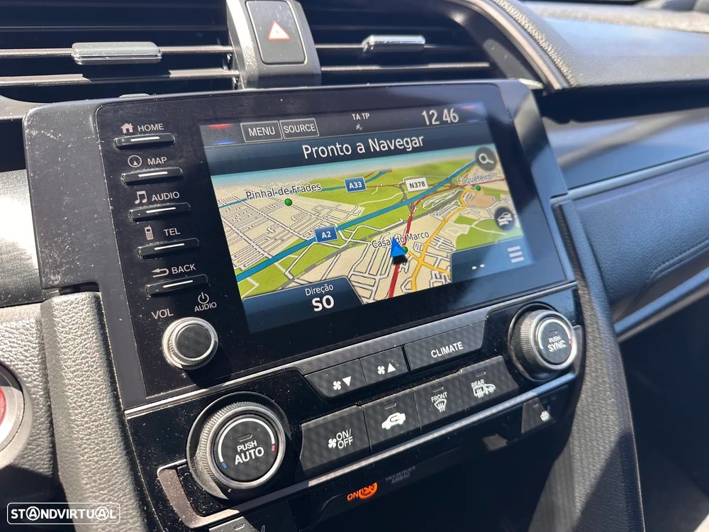 Honda Civic 1.0 i-VTEC Elegance Navi - 11