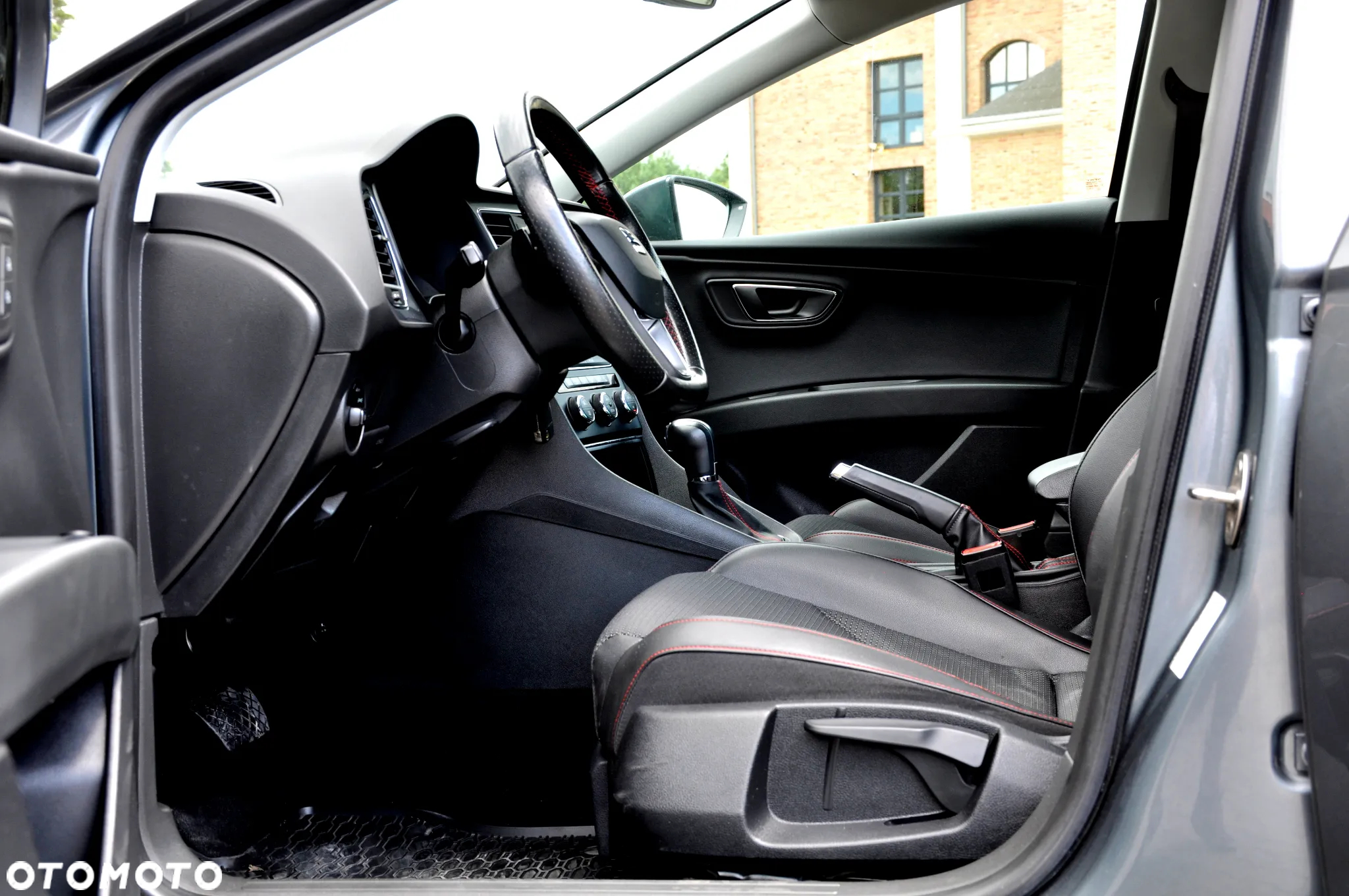 Seat Leon 2.0 TDI DPF DSG FR - 23