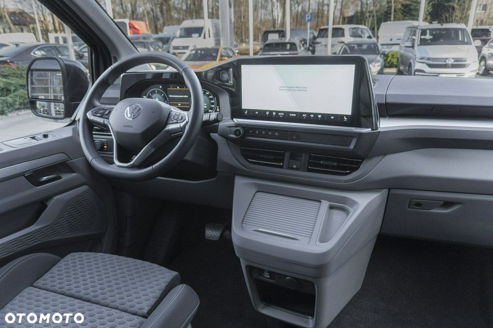 Volkswagen Caravelle - 21