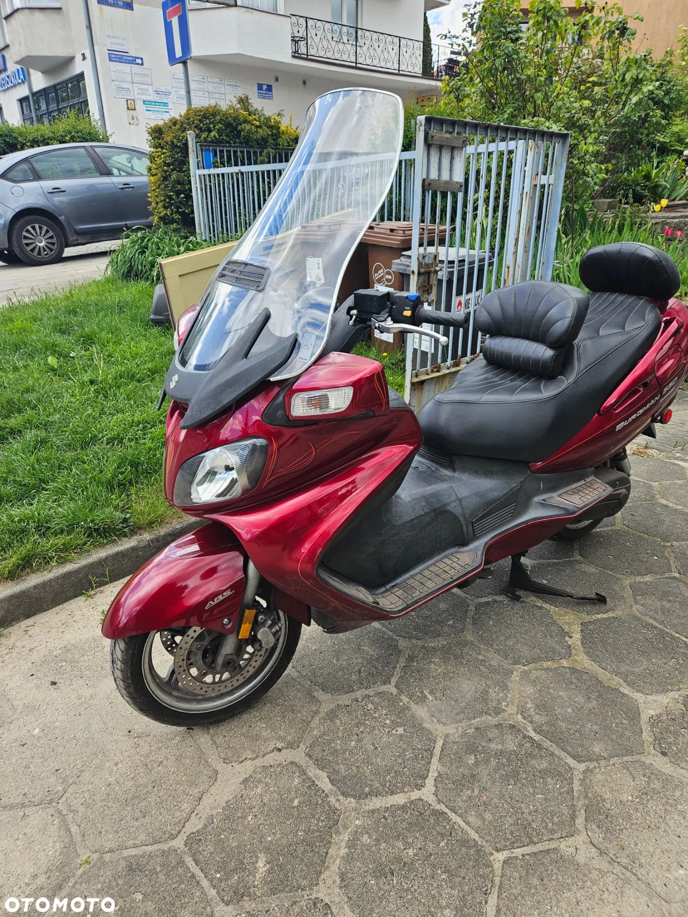 Suzuki Burgman - 1