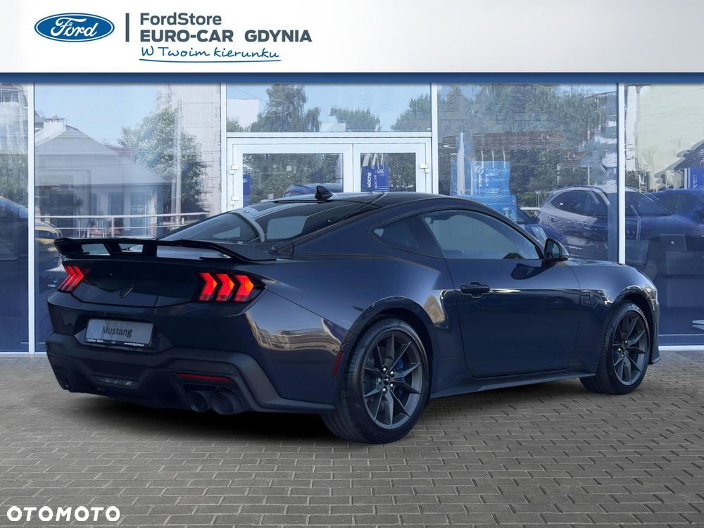 Ford Mustang - 7