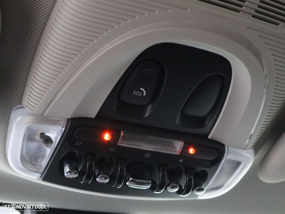 MINI 3 Portas Cooper SE - 18