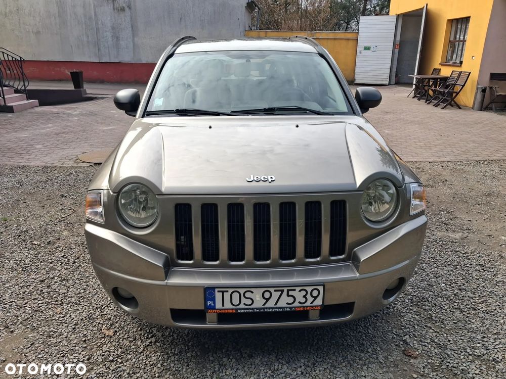 Jeep Compass 2.4I 4x4 Sport - 3