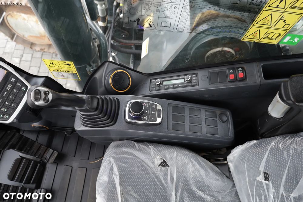 Hyundai HX300AL - 22