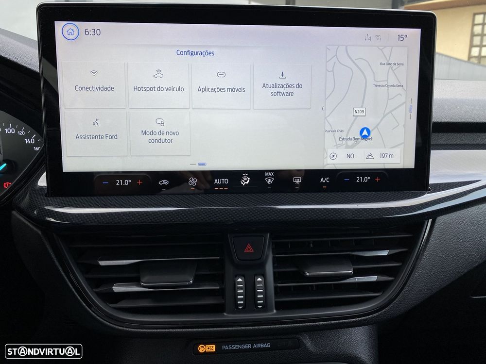 Ford Focus 1.0 EcoBoost MHEV ST-Line - 38