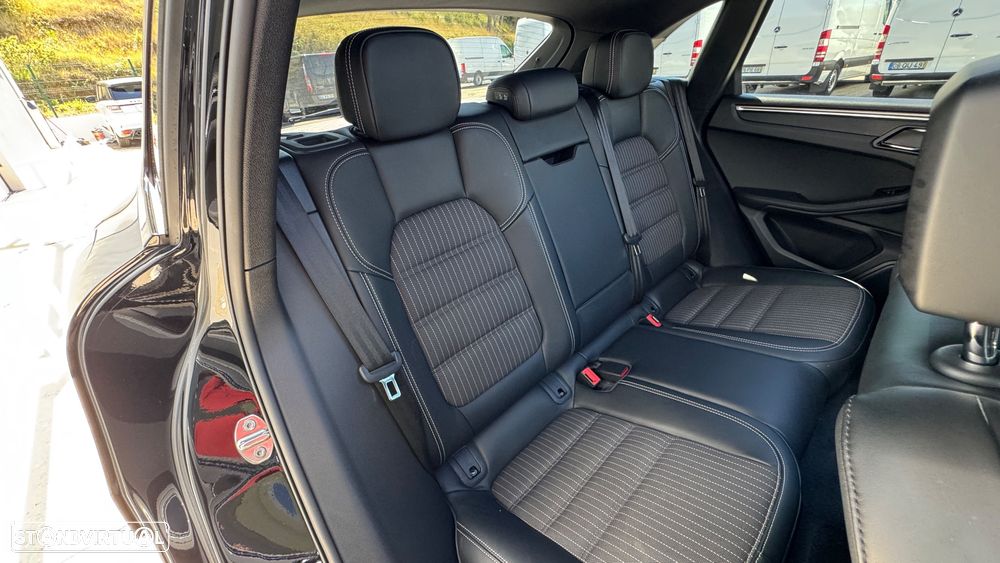 Porsche Macan 2.0T - 36