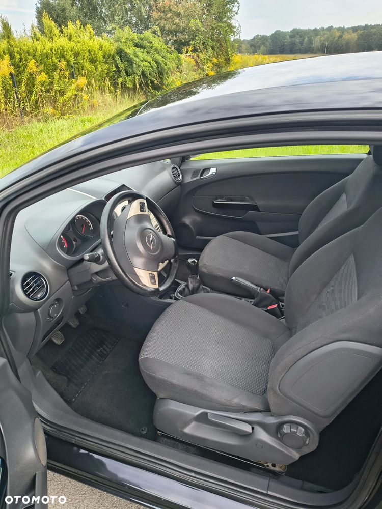 Opel Corsa - 15