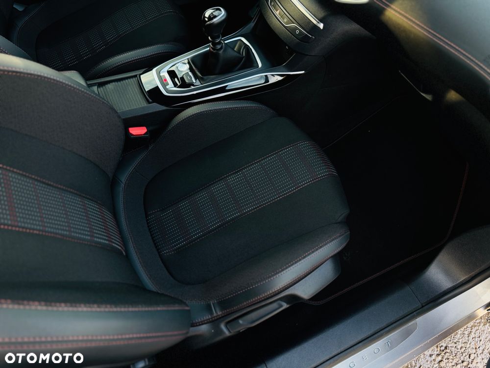 Peugeot 308 BlueHDi FAP 130 Stop & Start GT - 11