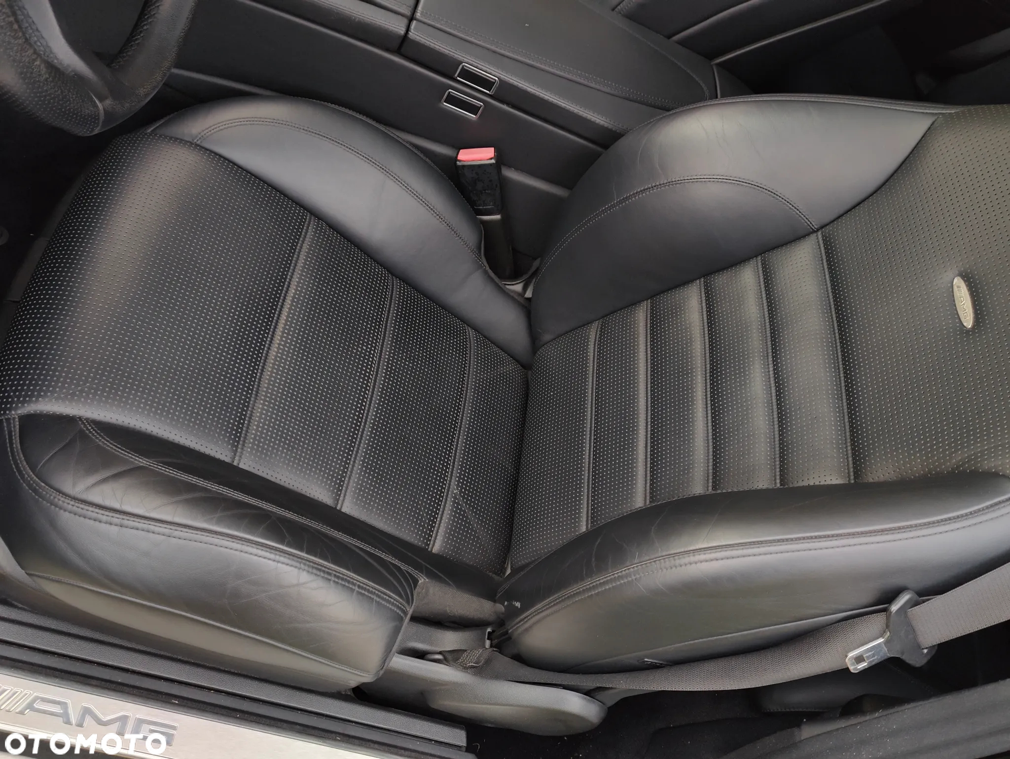 Mercedes-Benz CL 63 AMG 7G-TRONIC - 25