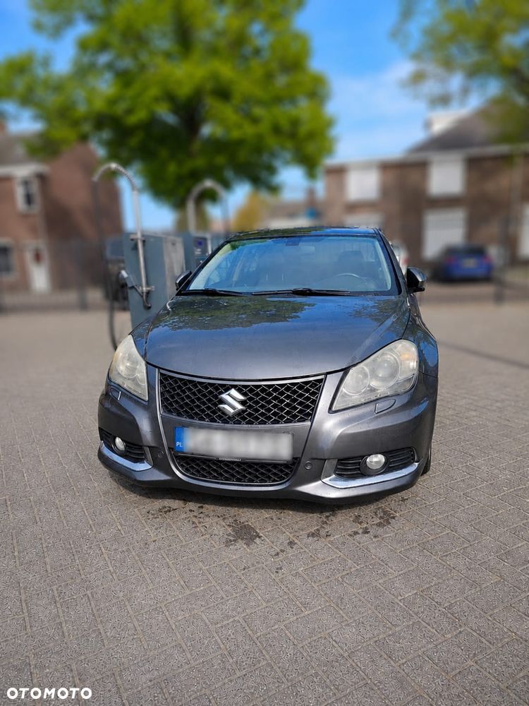Suzuki Kizashi 2.4 Sport 4WD CVT - 5