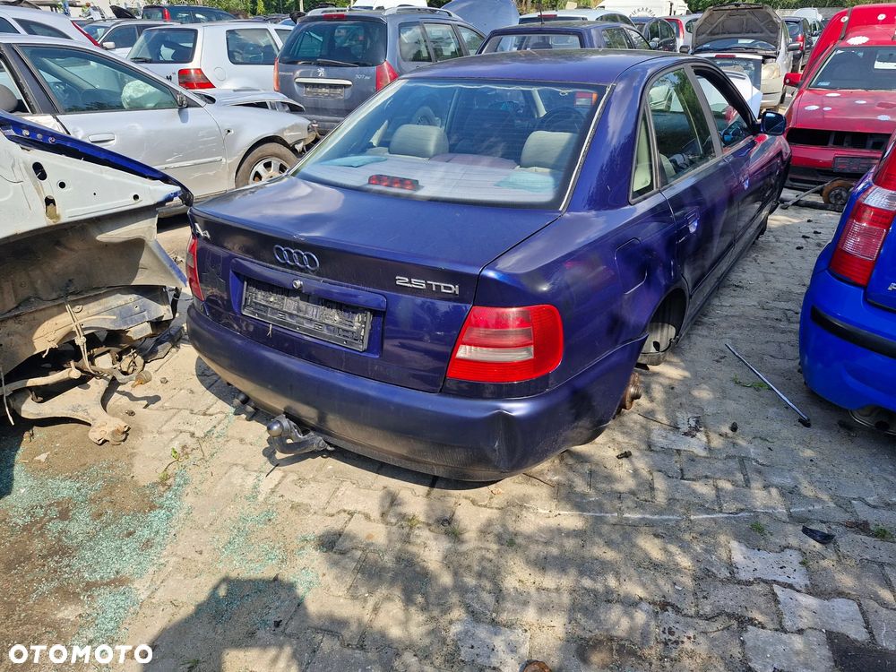 AUDI A4 B5 - LZ5K - 1,9 D - pojazd na części: maska, zderzak, drzwi, szyby, lusterka, chłodnica ... - 3