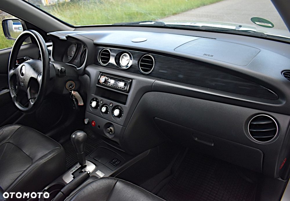 Mitsubishi Outlander 2.4 4WD Automatik Intense - 30