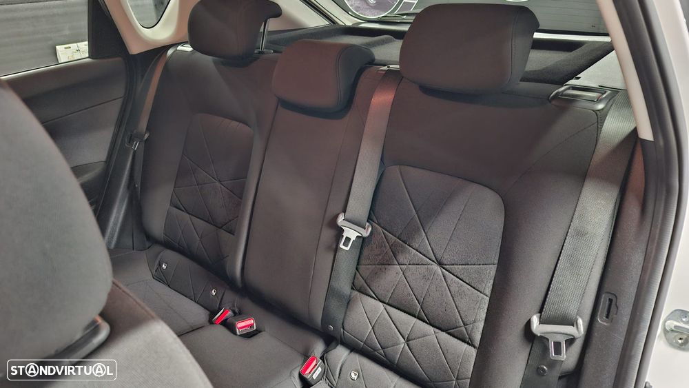 Hyundai Bayon 1.0 T-GDI Premium DCT - 11